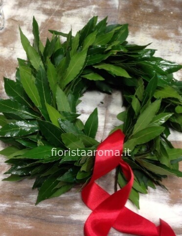 Coroncina di alloro semplice con fiocco per laurea