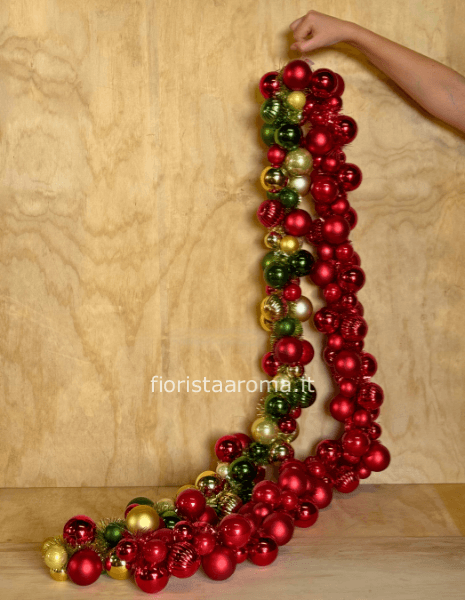 colorazione oro, verde e rossa